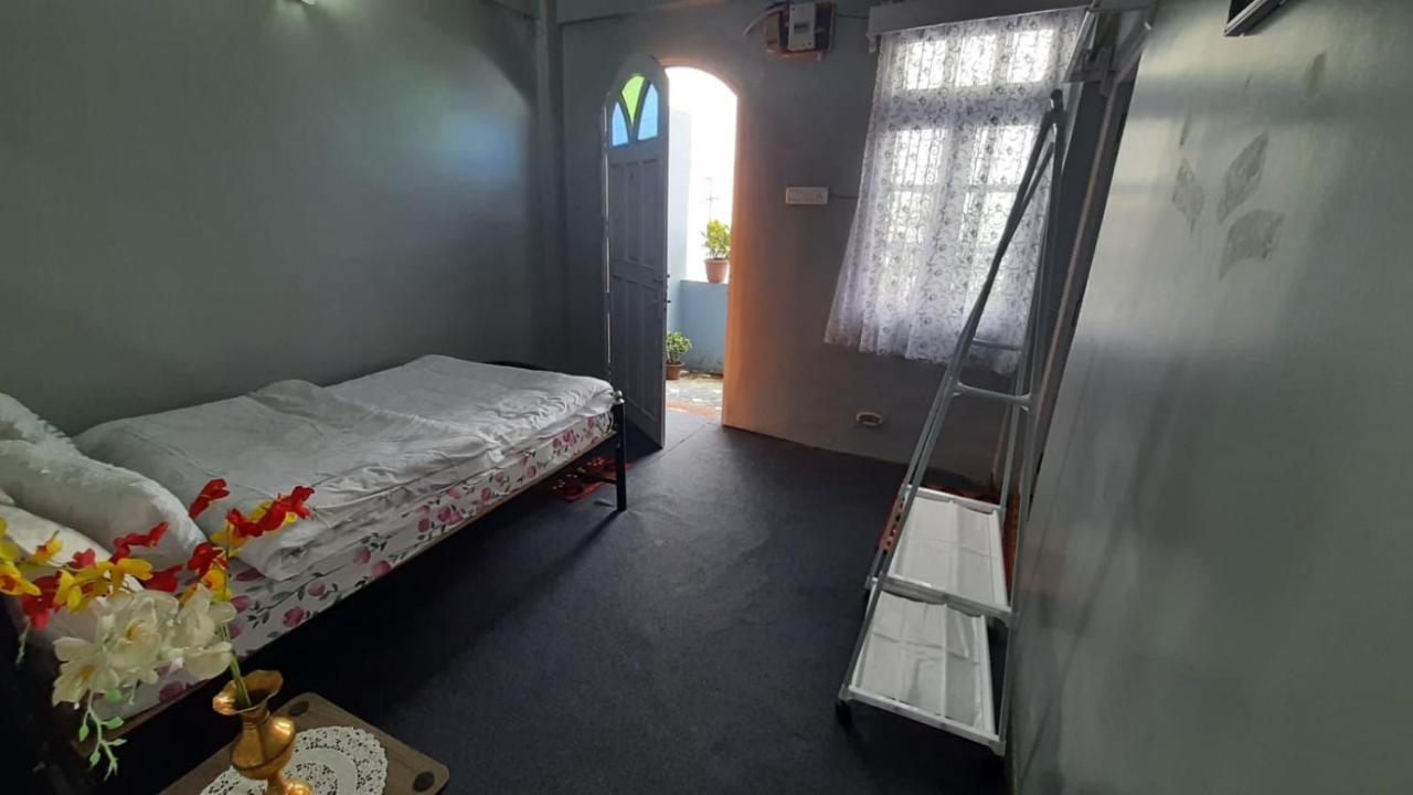 The Village Den , B&B Darjeeling Dardzsiling Kültér fotó